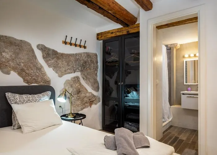 Apartamento Private Accommodion Linda *