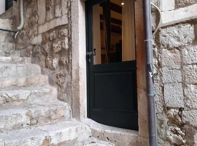 Private Accommodion Linda Apartamento *