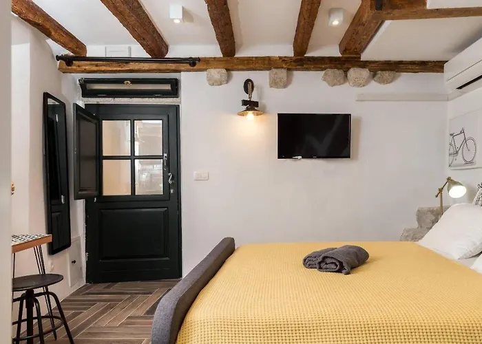 Private Accommodion Linda Apartamento