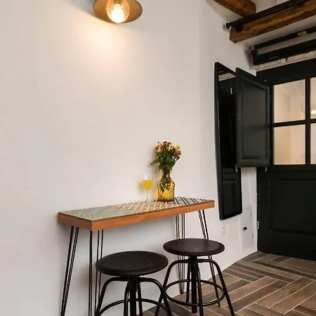 Apartament Private Accommodion Linda *